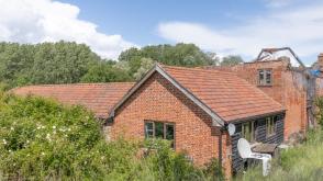 Fire damaged two storey barn in Bungay photo
