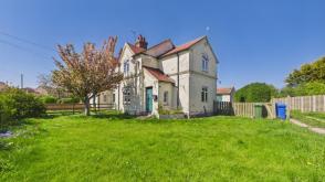 Cottage for renovation in Harpham photo