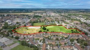 UNDER OFFERDevelopment opportunity in South Ockendon photo