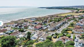 Land for sale in Sully photo