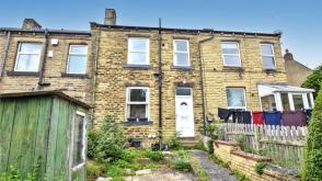 The property does require renovation in Batley photo