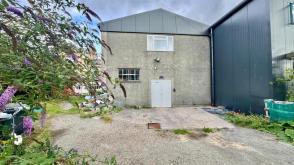 Conversion for sale in Llanrwst photo