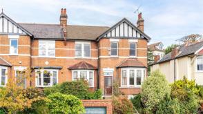 Property for updating in Muswell Hill photo