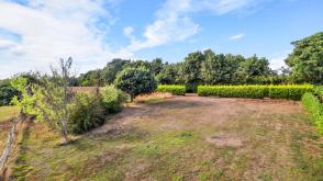 1/3 Acre Plot in Hailsham photo