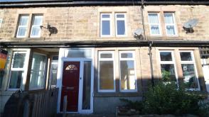 Terraced house requires refurbishment in Harrogate photo