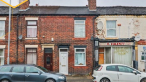 House in Need of Refurbishment in London photo