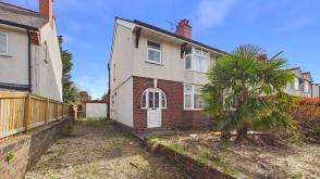 Property for modernisation in Wrexham photo