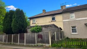 The property requires a program of refurbishment in Bradford photo