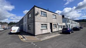 Property for renovation in Aberdare photo
