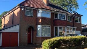 Semi-detached house requiring modernisation in Northfield photo