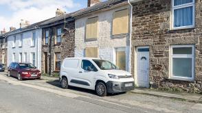 In need of complete refurbishment in Redruth photo