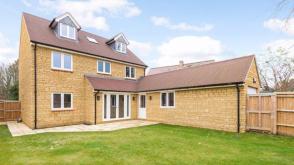 Land for sale in Oxford photo