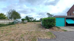 Land for sale in Aston Abbotts photo