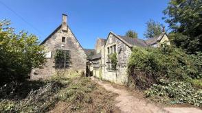 Former Victorian School & School House in Clandown photo