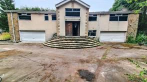 Requiring refurbishment and updating in Newcastle Upon Tyne photo
