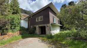 The property requires extensive modernisation in Oswestry photo