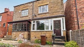 The property does require modernisation in Wakefield photo