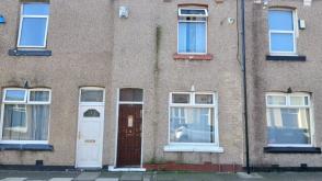 The property requires full refurbishment in Cleveland photo