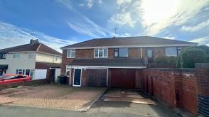 Property in need of modernisation in photo