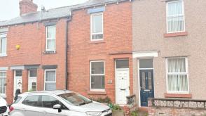 Terraced house for modernisation in Carlisle photo