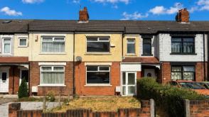 House in Need of Refurbishment in Hull photo
