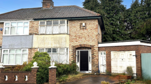 A Semi-Detached House requiring modernisation in Liverpool photo