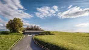 Land for sale in Broadway photo