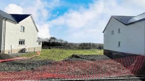 Plot for sale in Llanmiloe photo