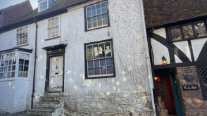 Mid-Terrace House For Refurbishment In Rye photo