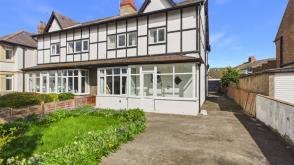House requiring improvement in Bridlington photo