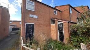End terrace house does require an extensive renovation in Leeds photo