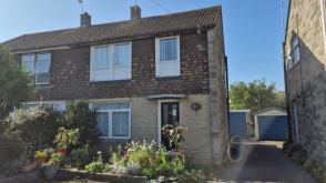 Semi Detached House in Need of Modernisation in Chelmsford photo