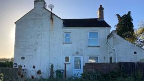 The property requires a program of refurbishment in Wisbech photo