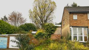 Freehold land in Hemel Hempstead photo