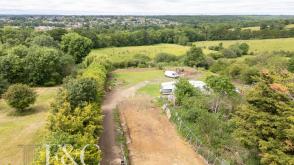 Land for sale in Goffs Oak photo