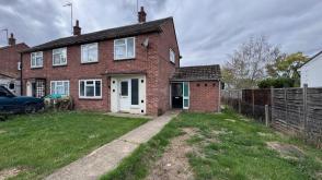 Property requiring modernisation in Huntingdon photo