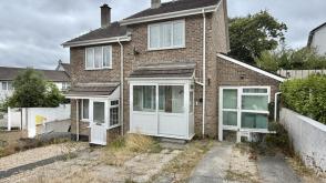 Property requires refurbishment in Truro photo