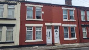 Mid-terrace house requiring modernisation in Liverpool photo