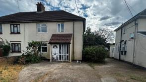 HOUSE REQUIRING REFURBISHMENT in Maldon photo