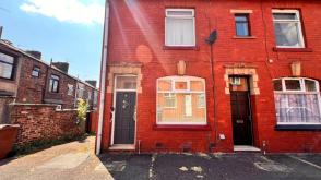 Property in need of some updating in Oldham photo