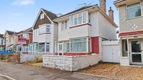 House in Need of Refurbishment in Bournemouth photo