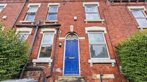 Property for updating in Leeds photo