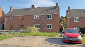 House requiring some updating in SITTINGBOURNE photo