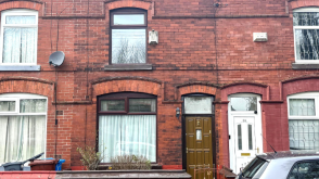 A Terrace House requiring modernisation in Manchester photo