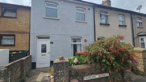 Property for modernisation in Newport photo
