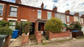 Three bedroom house requiring improvement in Norwich photo