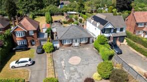 Bungalow for improvement in Bromsgrove photo