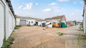 Land for sale in Shoreham-By-Sea photo