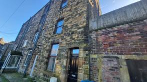 Property for refurbishment in Saddleworth photo