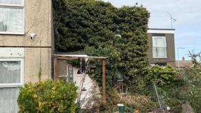 House in Need of Refurbishment in Cambridge photo